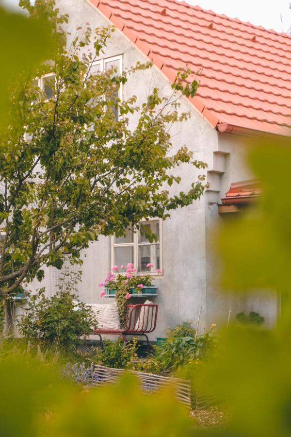 Domecek Na Kvetinovem Statku Villa Zdice Luaran gambar